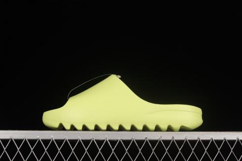 Adidas Yeezy Slide Glow Green Skor GX6138
