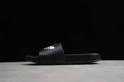 Adidas Adilette 스포츠 슬라이드 코어 블랙 클라우드 화이트 EF2317 .
