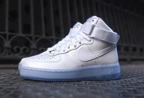 รองเท้าผ้าใบ Nike Air Force 1 High Premium White Pearl 654440-101