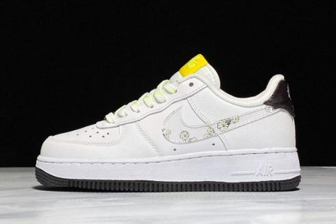 2020 Nike Air Force 1'07 Daisy Pack CW5571 100 til salg