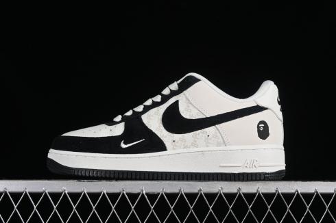 Nike Air Force 1 07 Low BAPE สีขาวสีดำ BA8806-845