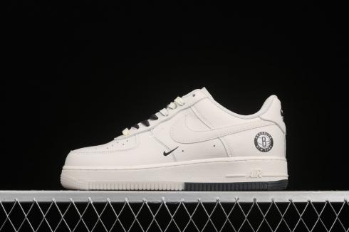 Nike Air Force 1 07 低筒白色黑色鞋 CT1989-107