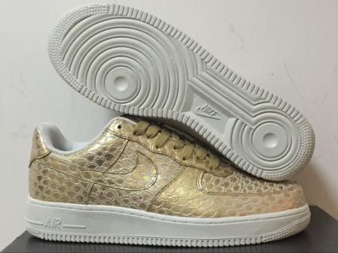 Zapatillas de deporte en piel de serpiente dorada metalizada Air Force 107 Lv8 de Nike