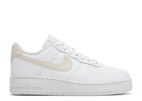 Nike 女式 Air Force 1 07 Next Nature 淺礦石棕白色 DN1430-101