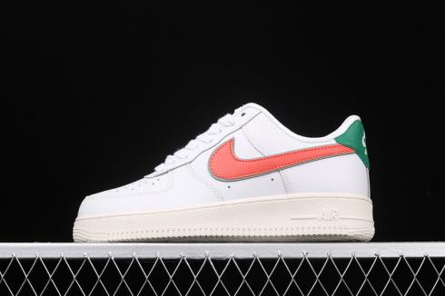 tênis Nike Air Force 1 Low Upstep branco verde vermelho AT2627-152