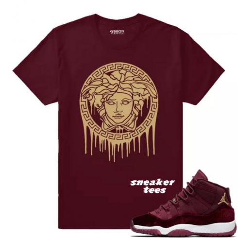 Passend zum Jordan 11 Velvet GS Medusa Drip Maroon T-Shirt