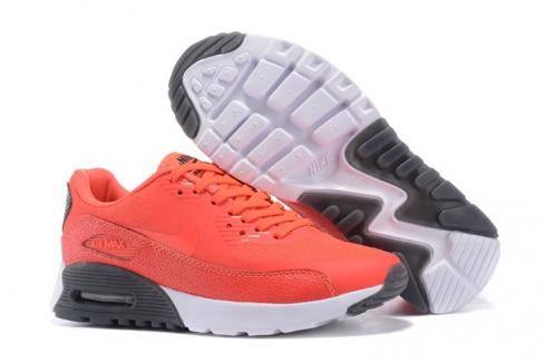 Sepatu Lari Wanita Nike Air Max 90 Ultra Essential Atomic Pink Black 724981-603