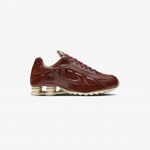 Nike Wmns Shox R4 IM6690-220