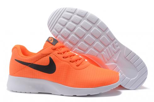 Sepatu Lari Nike Tanjun SE BR Oranye Hitam 844908-801