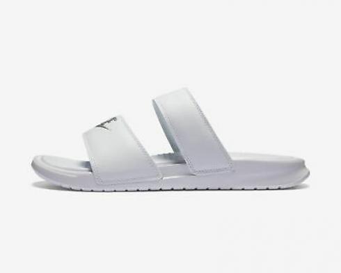 dámske dámske topánky Nike Benassi Duo Ultra Slide White Metallic Silver 819717-100
