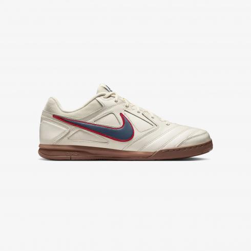 Nike Gato IH4380-110