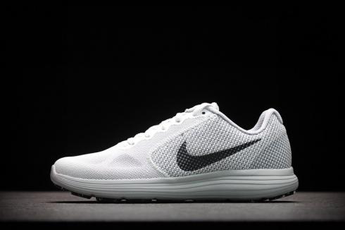 Sepatu Lari Pria Nike Revolution 3 Oranye Putih 819300-102