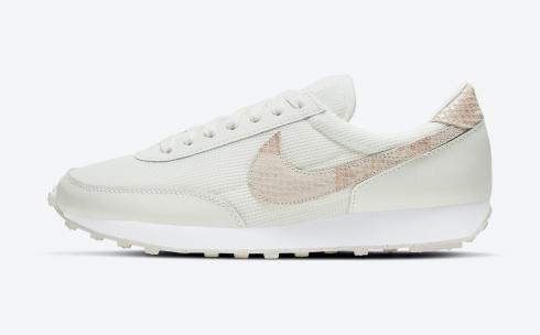 Nike Daybreak Beige Snake Sail Particle Wanita Beige White DH4262-100