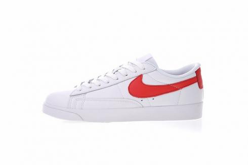 Nike Blazer Low LE Pakaian Olahraga Putih Habanero Merah AA3961-109