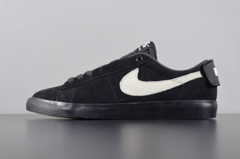 Nike SB Blazer Low GT w kolorze czarnym. Odpinane naszywki na rzepy 943849-010
