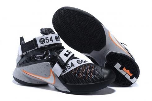 Nike Lebron 9 IX Soldier Quai 54 LMTD James King 歐洲黑 810803-015