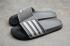 Adidas Adilette 샌들 그레이 클라우드 화이트 코어 블랙 BG1901 .