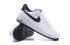 Nike Air Force 1'07 weiß-schwarze Sneakers AA0287-100
