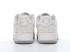 נעלי ריצה של נייק אייר פורס 1 נמוך לבן אפור CQ5059-310