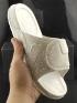 bele čevlje Air Jordan Hydro 11 Retro Slides AA1336-108