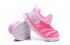 tênis infantis Nike Dynamo Free SE Y2K para crianças pequenas rosa suave cinza prateado 343738-625