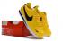 Nike Classic Cortez SE Prm Pelle Giallo Nero Ricamo 807473-700
