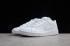 des baskets Nike Court Royale en blanc, chaussures décontractées 749747-111