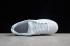 des baskets Nike Court Royale en blanc, chaussures décontractées 749747-111