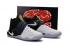 Nike Kyrie II 2 Parade รองเท้าสีดำสีขาวรองเท้าผ้าใบบาสเก็ตบอล 819583-110