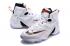 Nike LeBron 13 fredag den 13. Hvid Sort Universitet Rød 807219 106