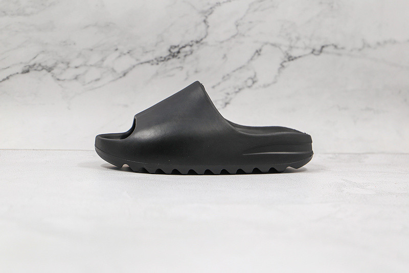 Kanye west online adidas slides