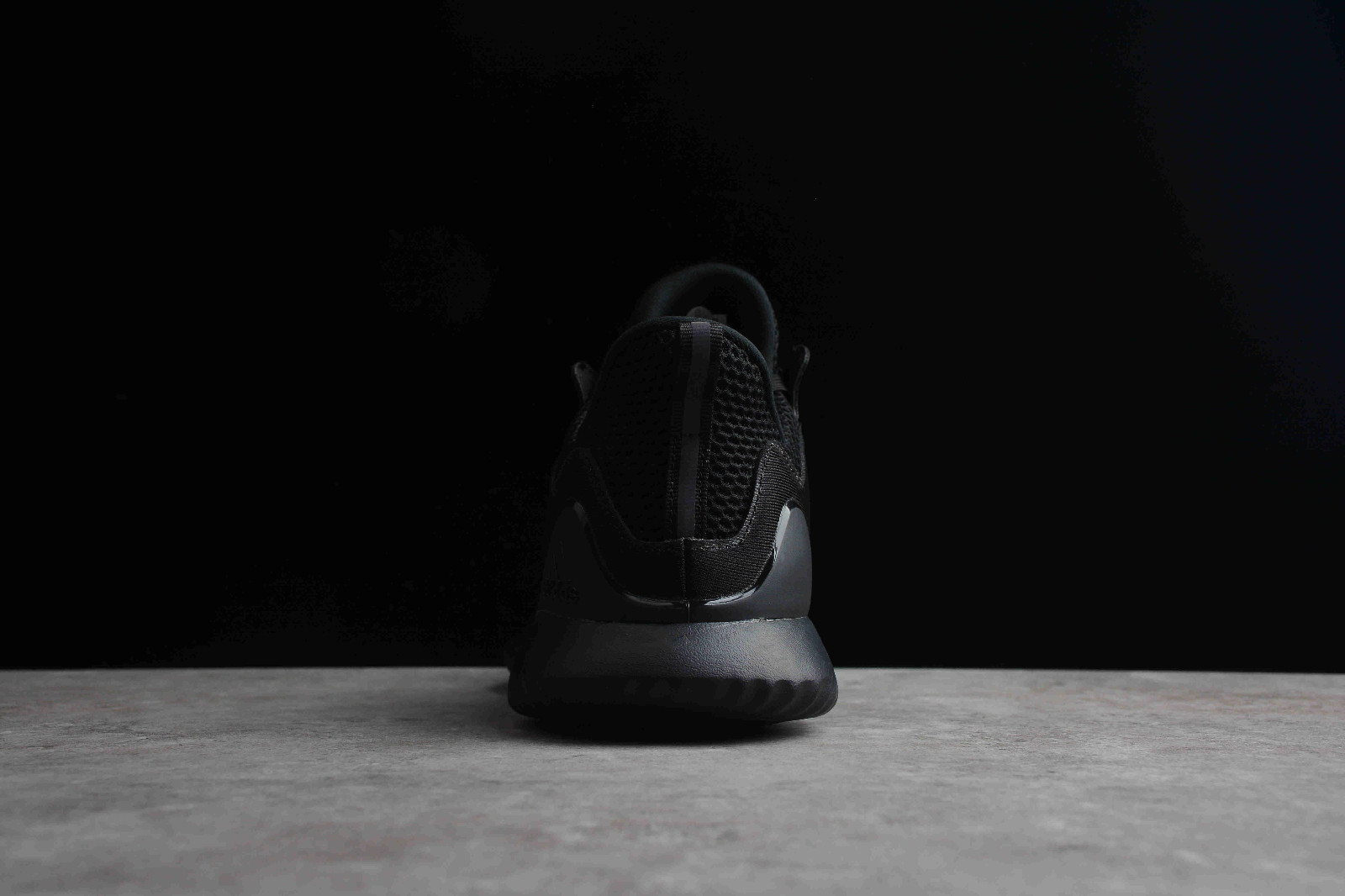 Tubular shadow deals vs alphabounce