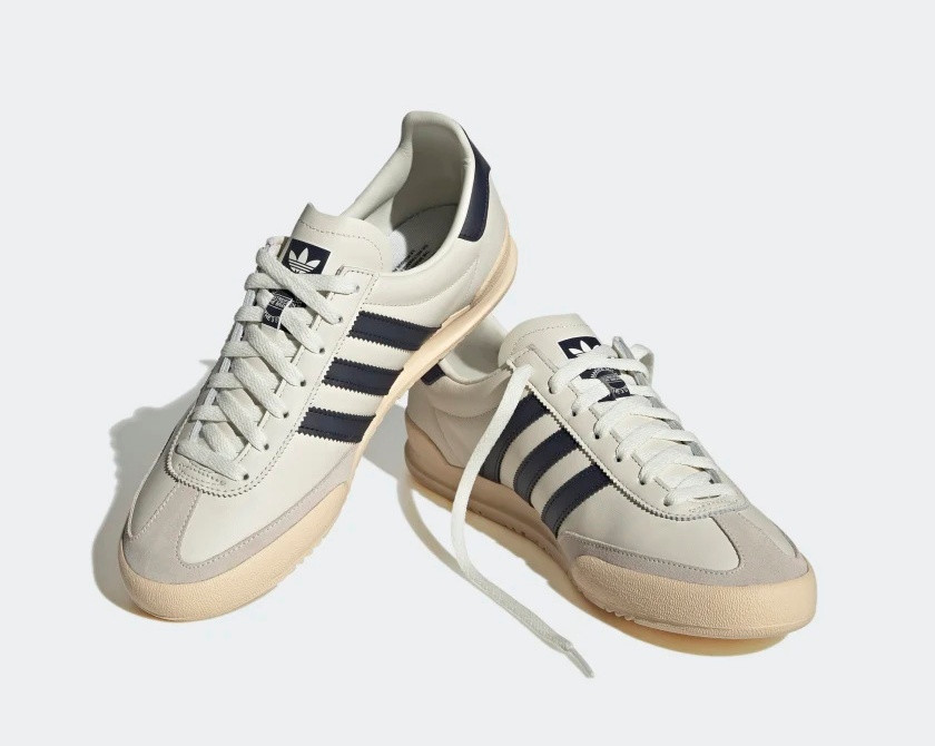Adidas white jeans sales