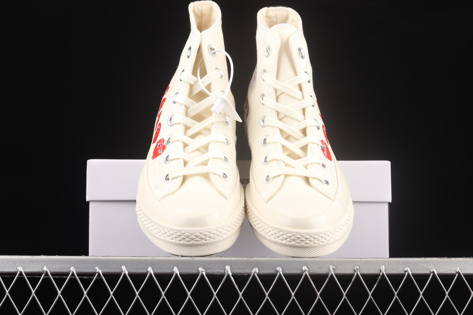 Irrigatie Origineel doos StclaircomoShops - Comme des Garcons PLAY x Converse Chuck Taylor All Star  70 High White 162972C - issa rae converse by you chuck 70 nicky fulcher  collaboration customizable release where to buy