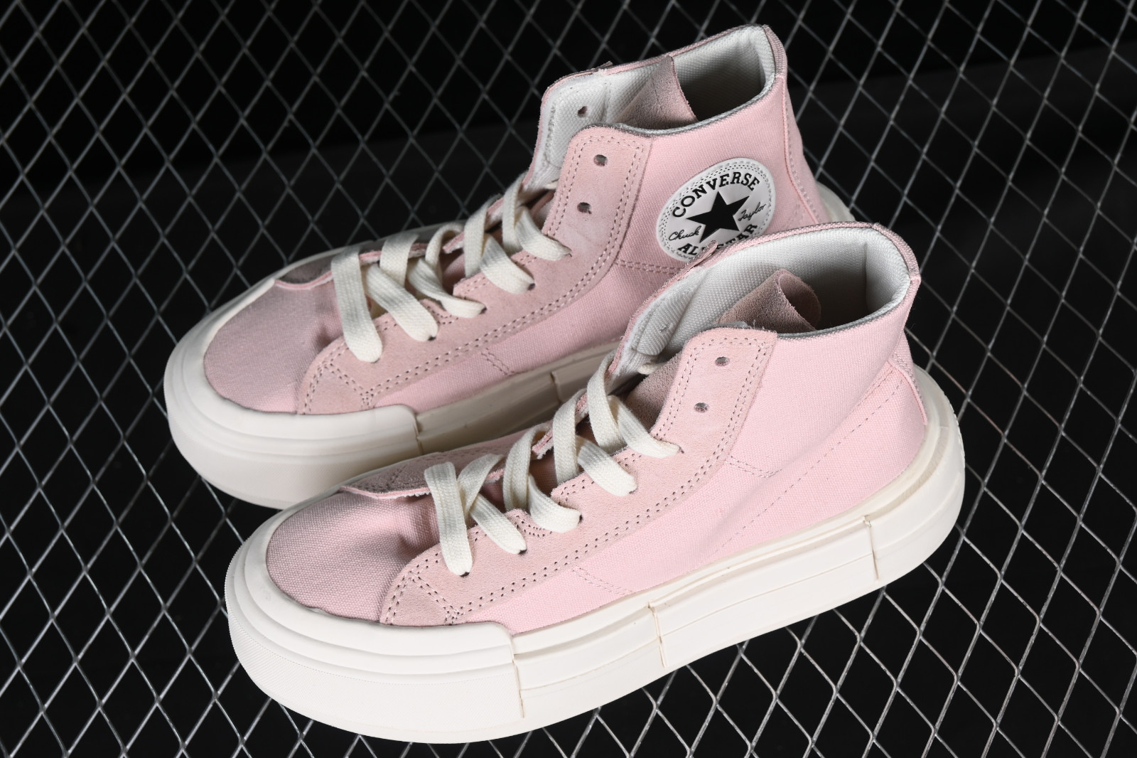 Pink mesh converse online