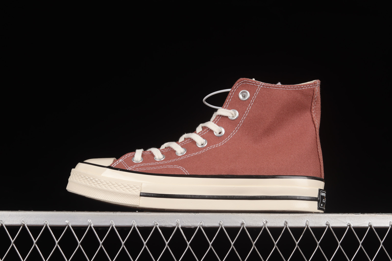 Converse saddle egret clearance