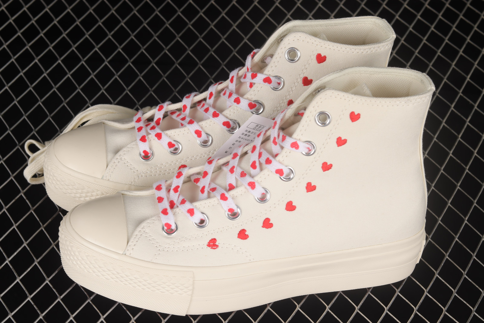 Converse Chuck Taylor All Star Lift Platform Embroidered Hearts A01599C -  Ariss-euShops