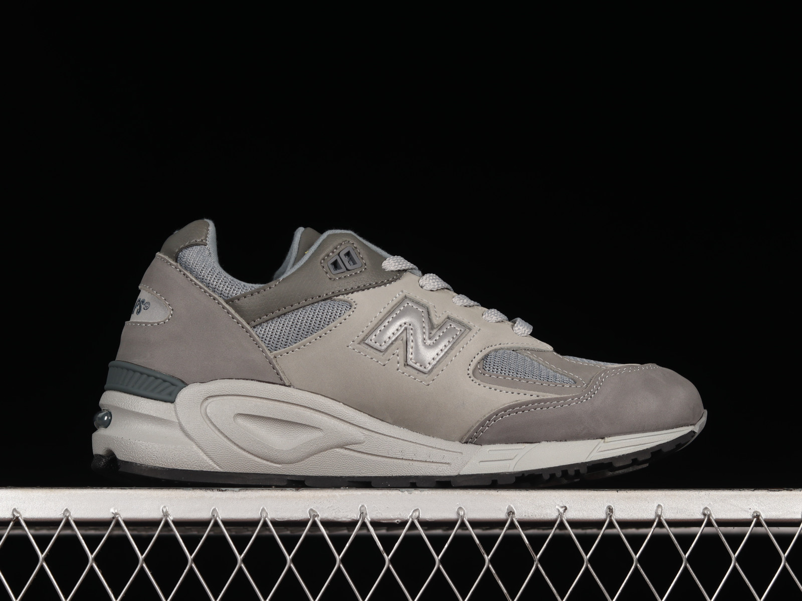 New Balance 990v2 WTAPS Dark Grey Dark Green M990WT2