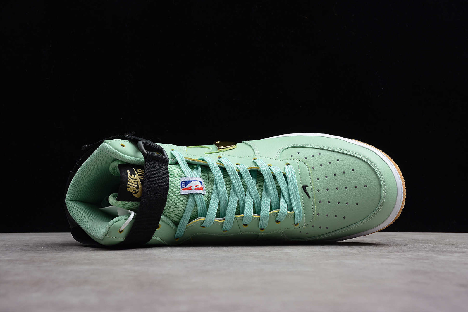 NBA Nike Air Force 1 High Green CT2306-300