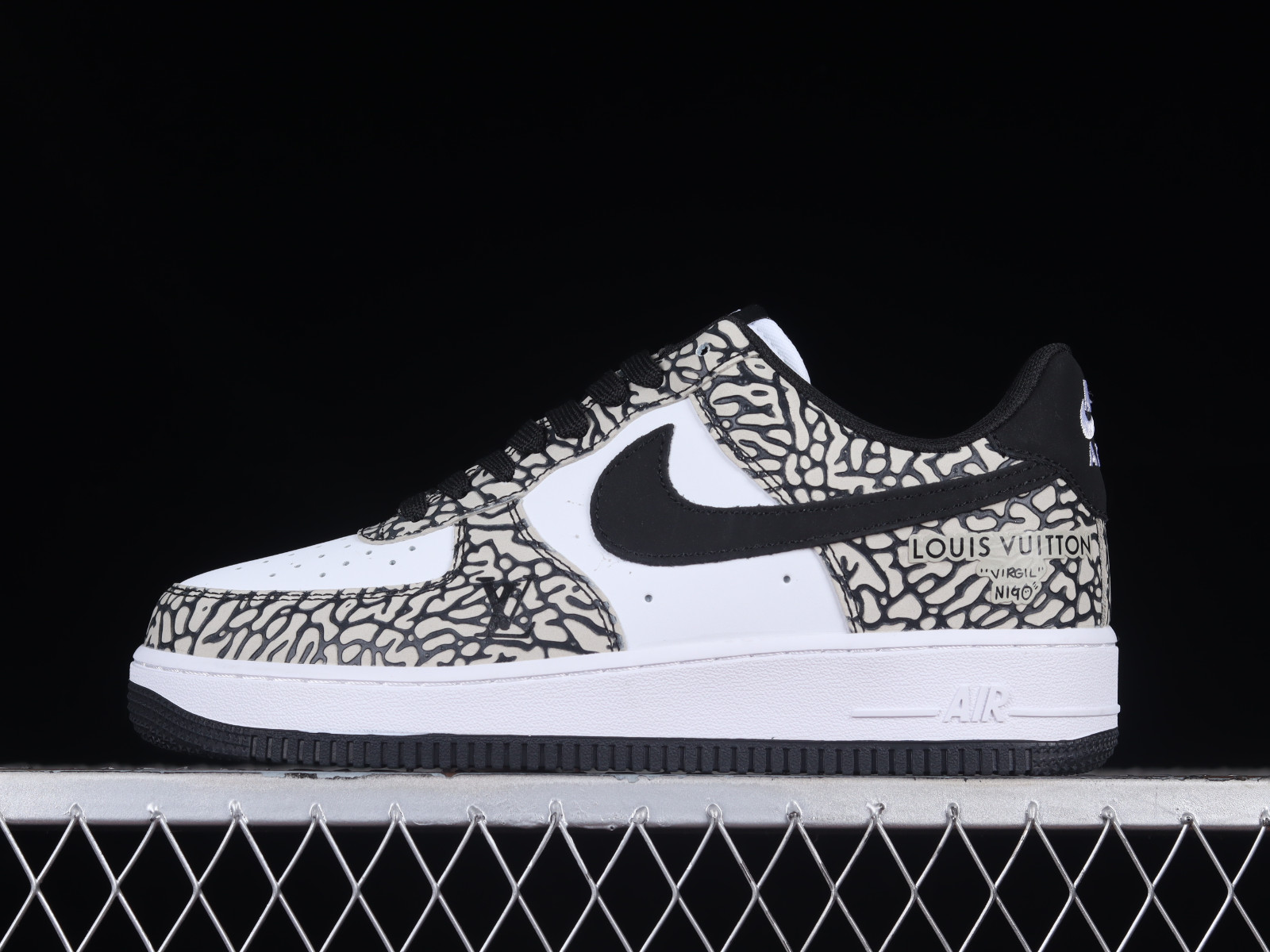 Nike Air Force 1 07 Low LV Khaki Brown Dark Grey BS9055 703 Air Force 