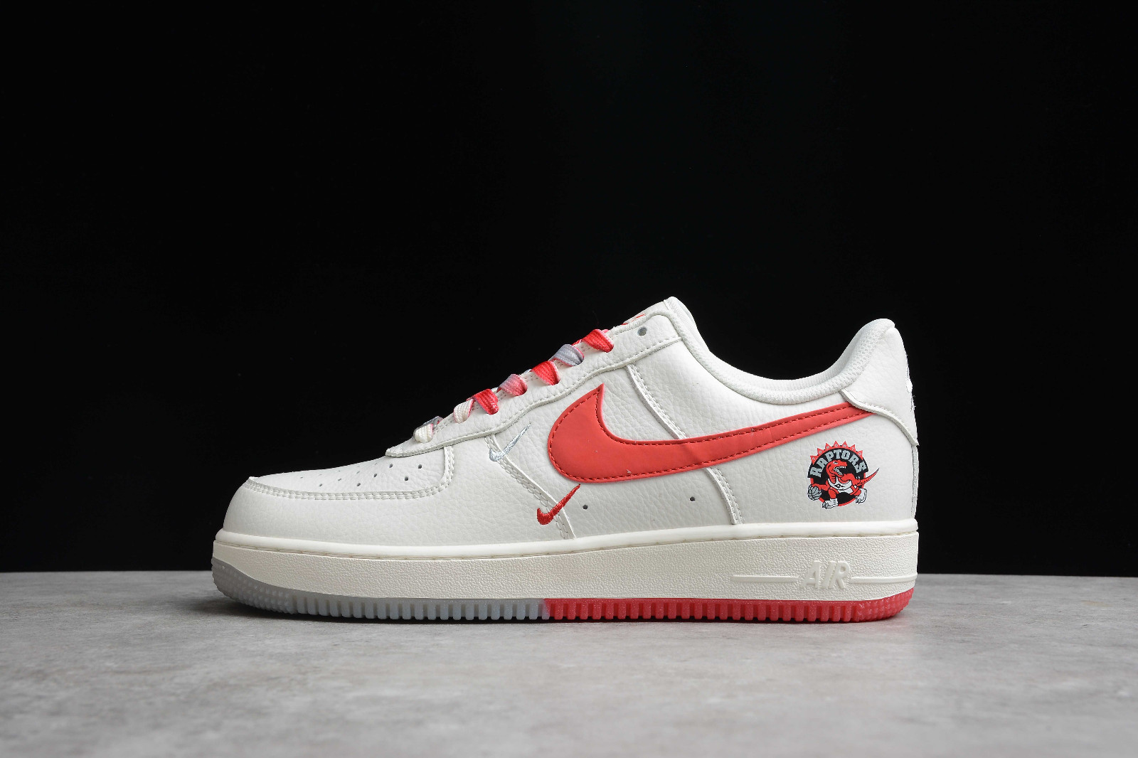 216 GmarShops Nike Air Force 1 07 Low Rice Metallic Silver Red CH2608 nike mens solarsoft moccasin sp black pearl gold Air Force 1 Low