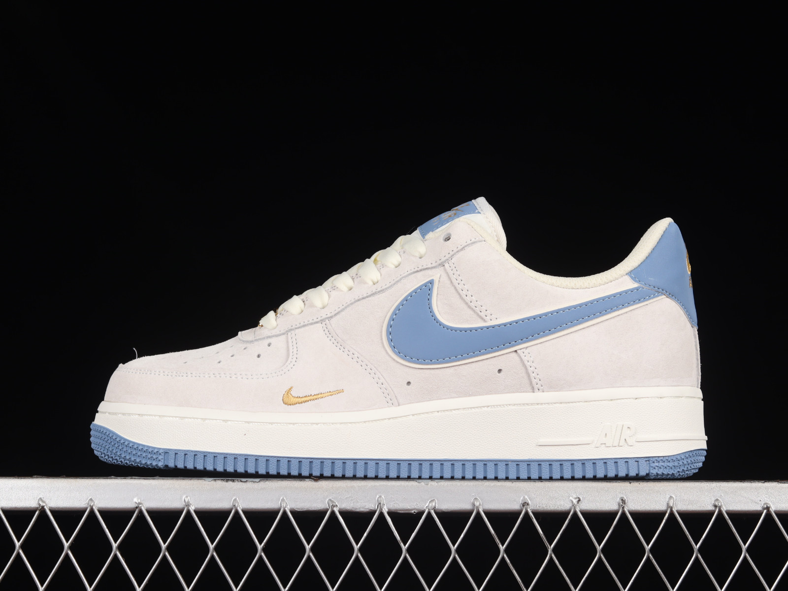 Ligeramente Colapso baloncesto StclaircomoShops - 210 - Nike Air Force 1 07 Low Suede Light Grey Blue Gold  KK5636 - nike shoes with pink glitter paint blue eyes horse