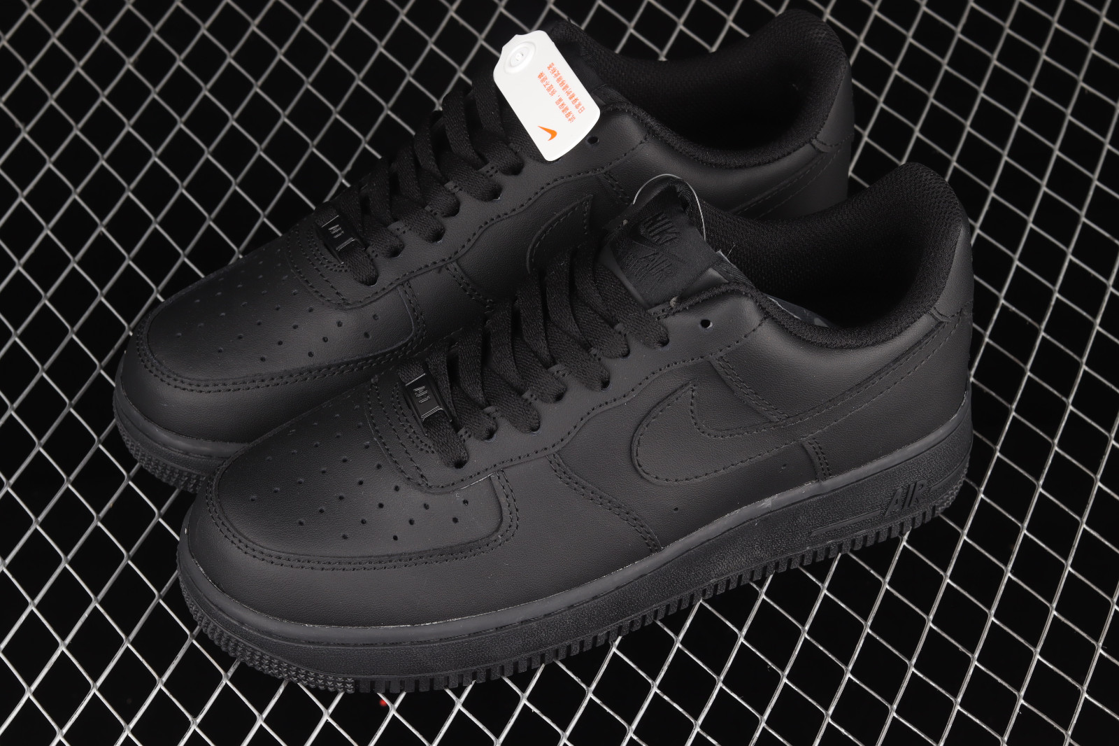 001 - Nike huaraches Air Force 1 07 Low Triple Black Running Shoes