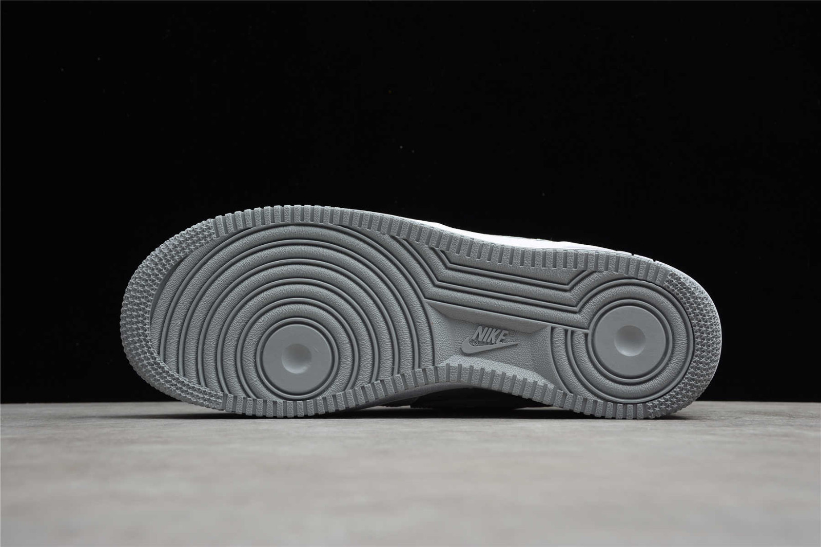 Aq881 nike hotsell