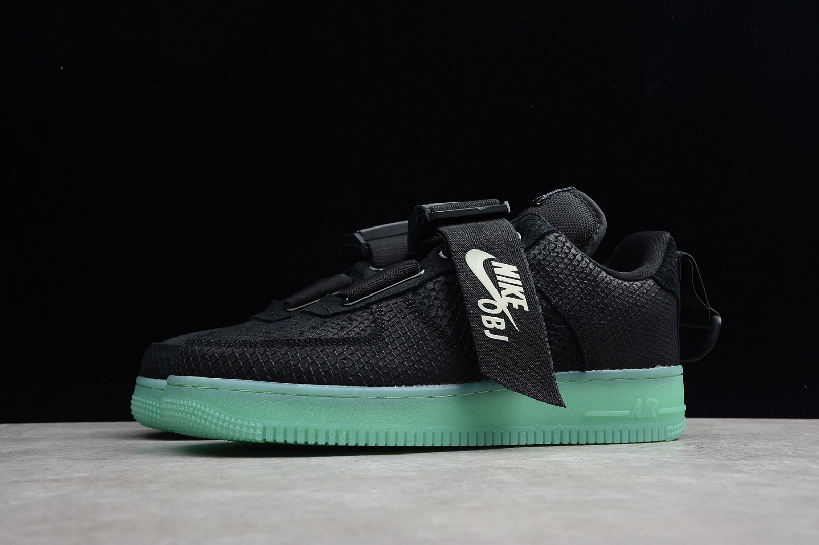 Air force 1 utility odell beckham top