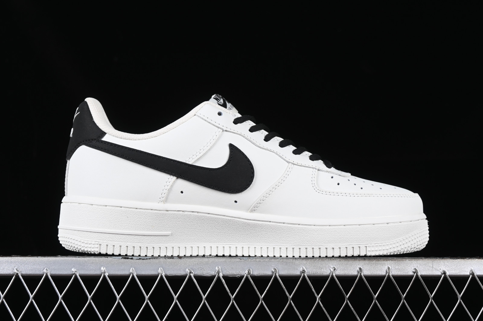 Nike Air Force 1 Low x OFF-WHITE The Ten 2017 for Sale, Authenticity  Guaranteed