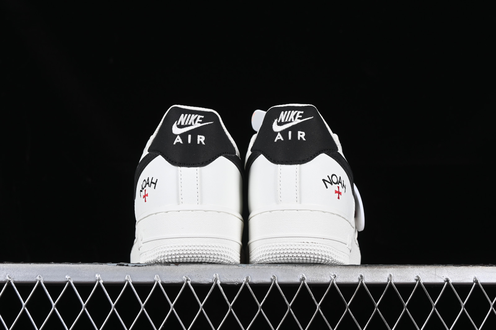(In Stock) US10 Off White x Nike Air Force 1 Black