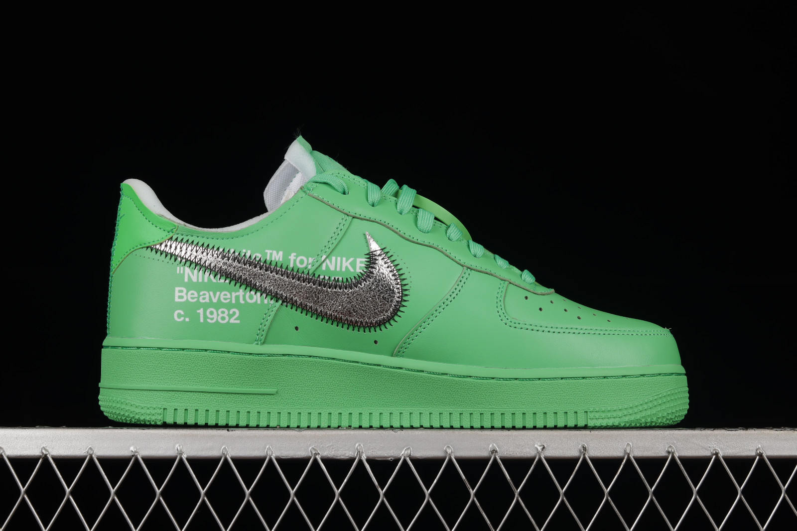 Off-White x Nike Air Force 1 Low Light Green Spark