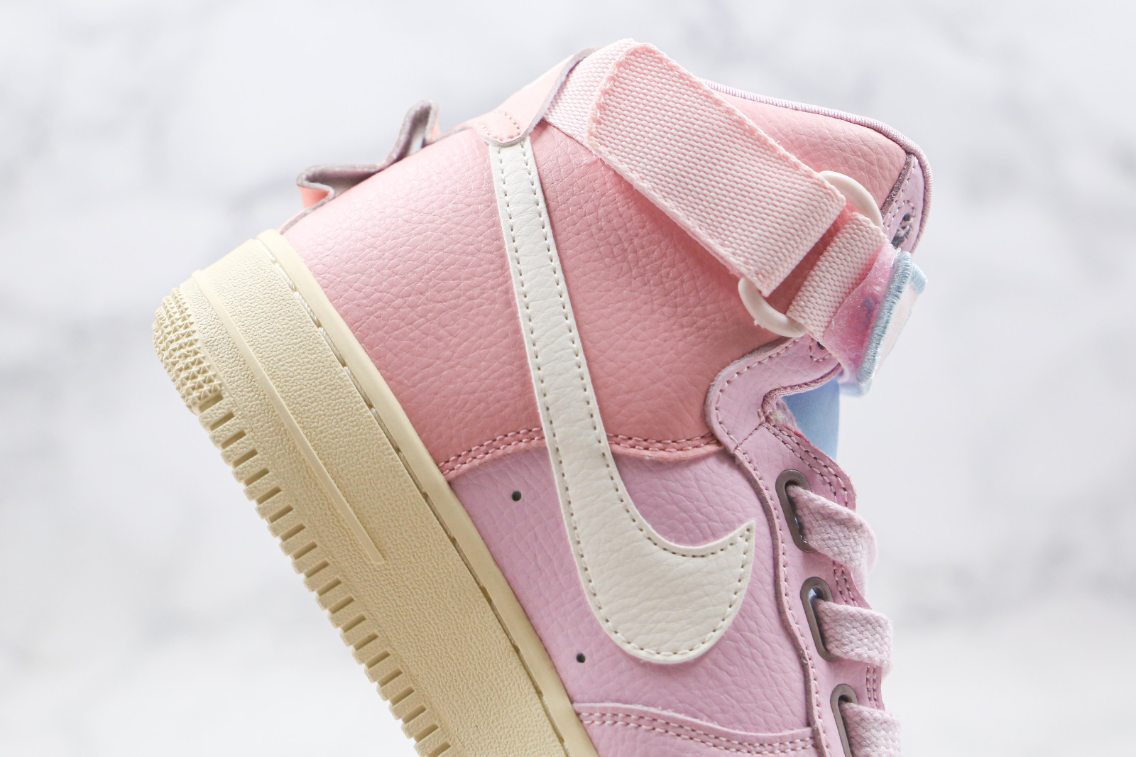 GmarShops - 627 - authentic nike air 1 mid red pink quilt - Nike Air Force 1 Mid Light Pink White Blue Running Shoes CQ4810