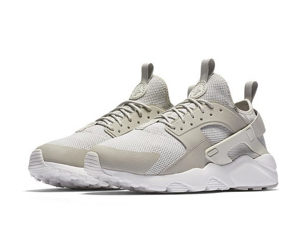 those remain in Nike but are also up for grabs - StclaircomoShops - 002 - Nike Huarache Ultra Breathe Summit White Pale Grey